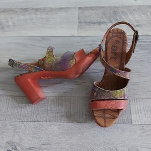 'ART' sandal